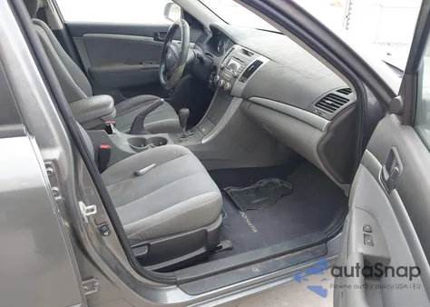 2009 Hyundai Sonata Gls from USA, damaged, VIN 5NPET46C79H528737